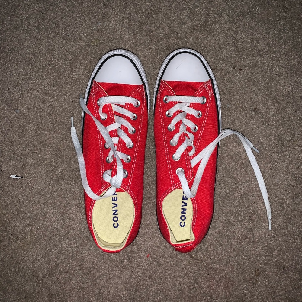 Brand new women’s converse